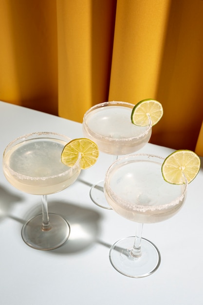 7 Exquisite Champagne Cocktails From Across the Globe